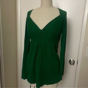 Vintage Green long sleeve babydoll top with ruched bust and flowy bottom